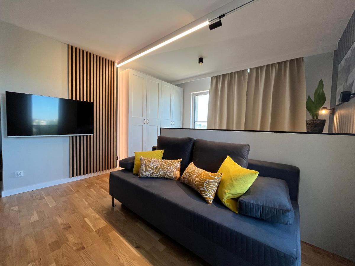 Halo Apartments Вроцлав Екстер'єр фото